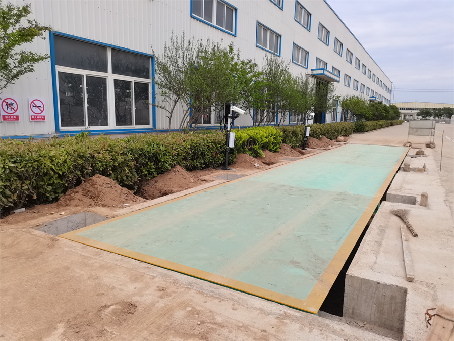能環(huán)三門峽國際新材料100噸車號(hào)識(shí)別無人值守地磅